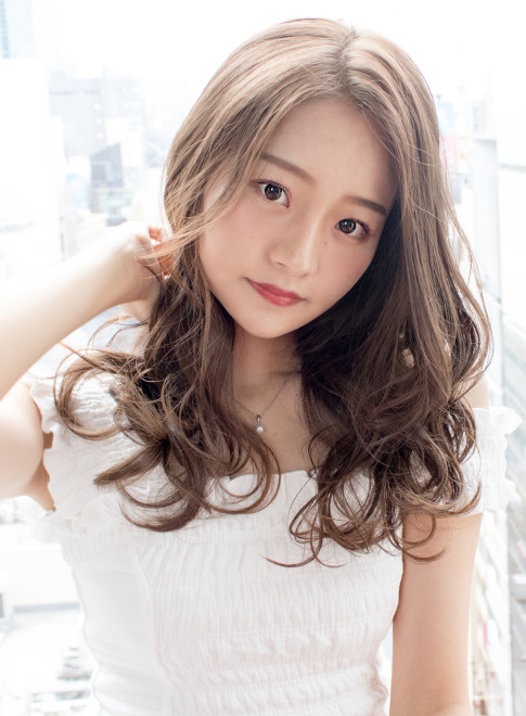 ロング 柔らかふんわりパーマ Afloat Japanの髪型 ヘアスタイル ヘアカタログ 21夏 秋