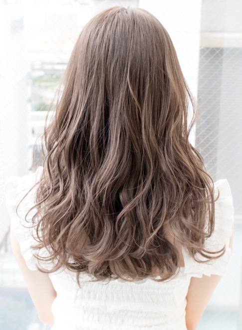 ロング 柔らかふんわりパーマ Afloat Japanの髪型 ヘアスタイル ヘアカタログ 21春夏