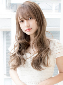 ラベンダーベージュ 髪色 画像あり の髪型 ヘアスタイル ヘアカタログ情報 21冬