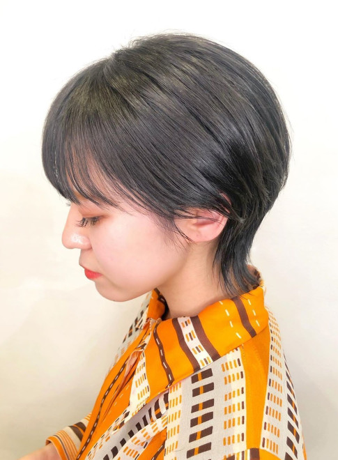 ショートヘア アッシュグレーショートカット Ocean Tokyo Sunnyの髪型
