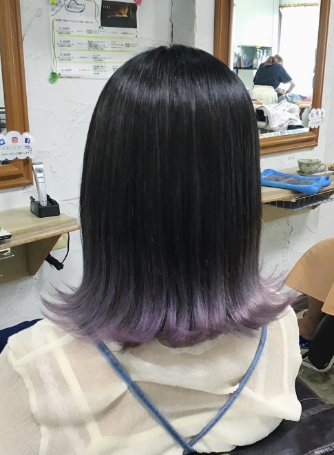 ミディアム 裾カラー Tomoの髪型 ヘアスタイル ヘアカタログ 21春夏