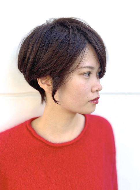 ショートヘア 首が綺麗に見える大人ショート Beautrium 福岡の髪型 ヘアスタイル ヘアカタログ 21秋冬