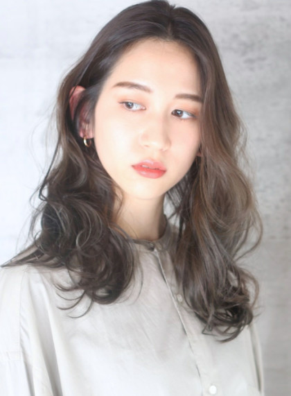 ロング セミロング パーマ ゆるふわ スタイリング ブロー不要 の 21冬 春 今人気no 1の髪型 ヘアスタイルは ヘアカタログbeauty Navi