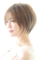 ショートヘア 大人女子 上戸彩風ショート Reunaの髪型 ヘアスタイル ヘアカタログ 21春夏