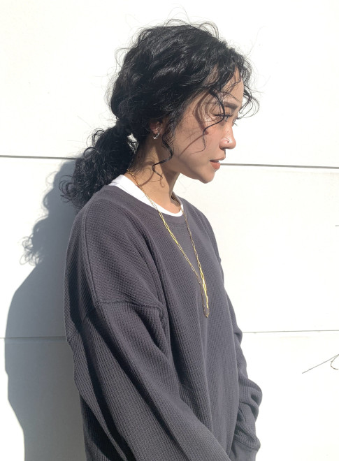 セミロング ハードパーマアレンジ Beautrium 福岡の髪型 ヘアスタイル ヘアカタログ 21春夏