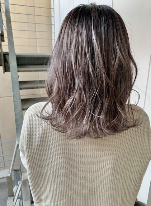 ミディアム ピンクアッシュロブ Eme Hair Brandsの髪型 ヘアスタイル ヘアカタログ 21春夏