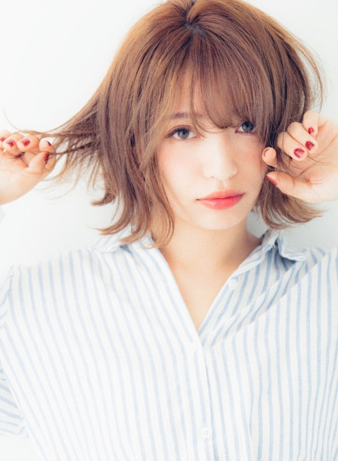 ボブ 愛され外はねボブ Linona 錦糸町の髪型 ヘアスタイル ヘアカタログ 21秋冬