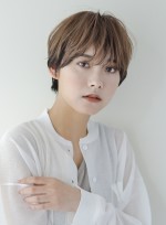 ショート ストレート 長め 画像あり の髪型 ヘアスタイル ヘアカタログ情報 21春夏