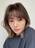 ウルフ パーマ ミディアム 画像あり の髪型 ヘアスタイル ヘアカタログ情報 21春夏