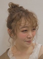 セミロング 髪色 画像あり の髪型 ヘアスタイル ヘアカタログ情報 21春夏